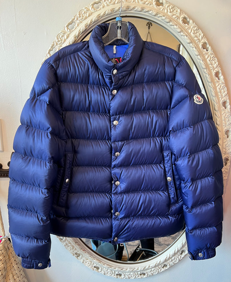 Medium shop moncler jacket