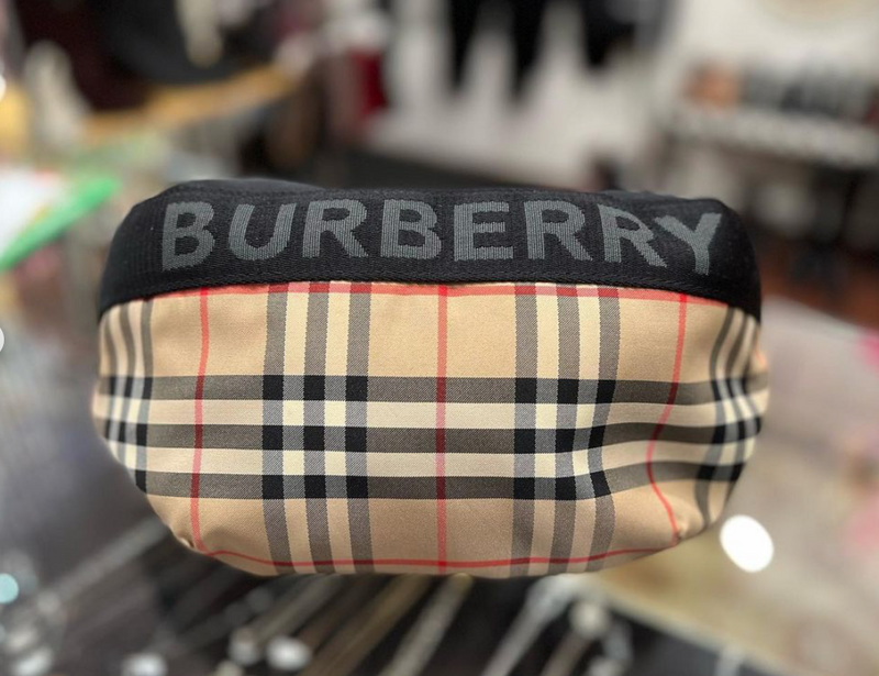 Burberry 800 number sales hours